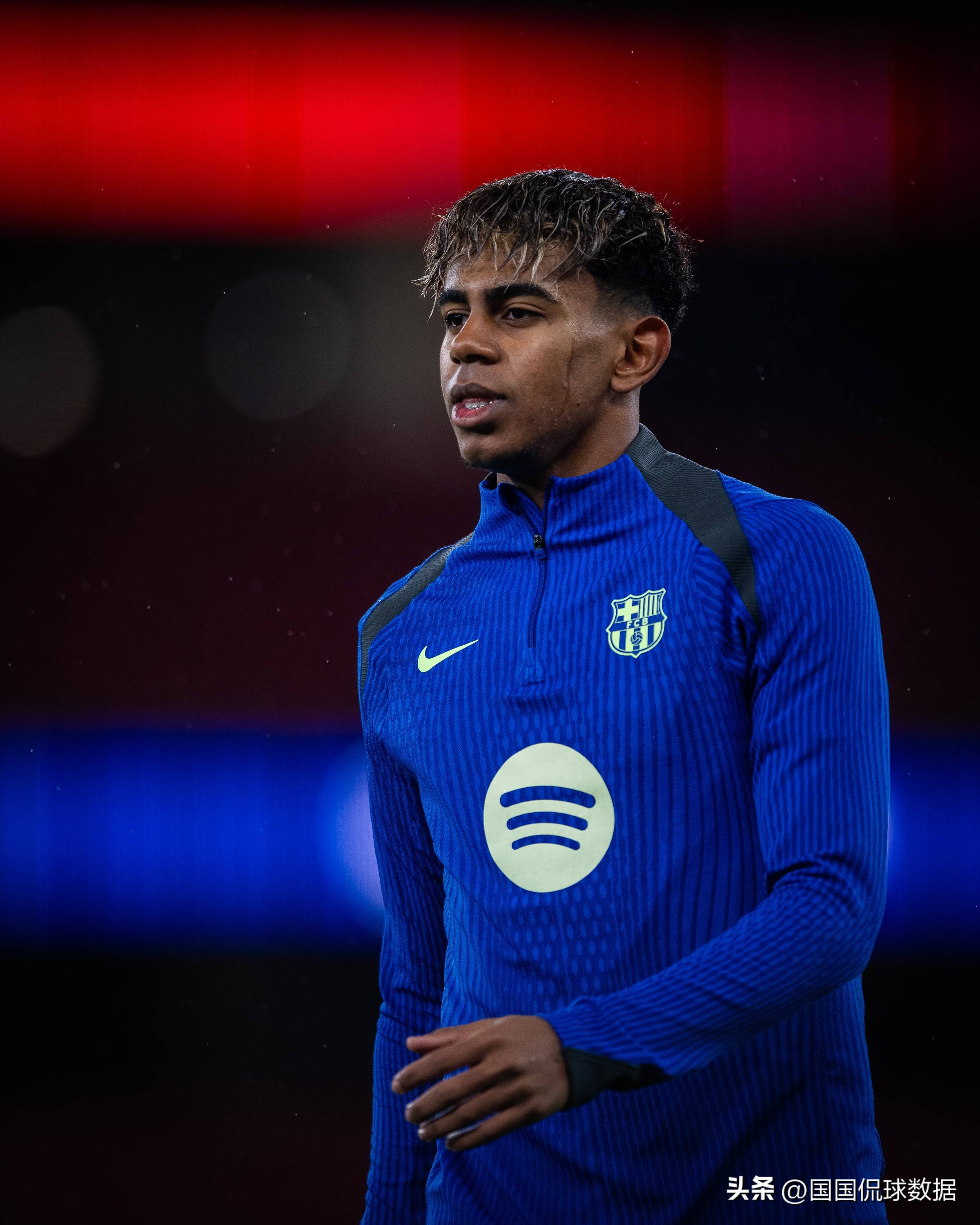 集结日体能课后，本菲卡主帅复盘备战意甲，底气十足，资深球员宣示担当(abf系列作品未来发展计划)-乐竞电竞